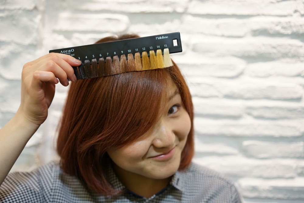 【社会人必見】ヘアカラーのレベル・トーンとは？髪色の明るさを美容師が解説