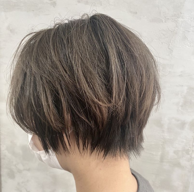 ラベンダーアッシュ ショート 施術例