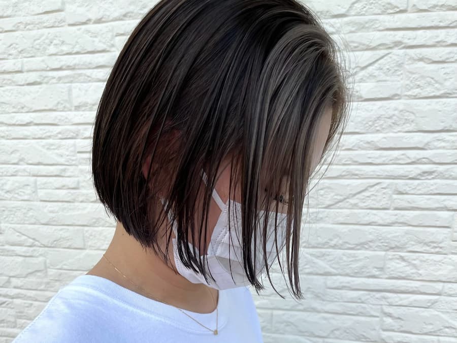 ボブ × フェイスフレーミングカラー