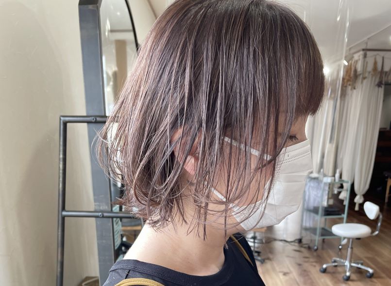 ラベンダーアッシュ ブリーチなし 施術例