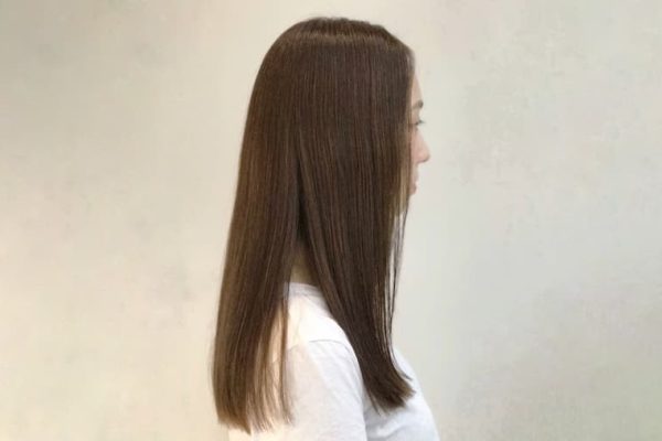 髪を伸ばしたいけど量を減らしたい・軽くしたいときの対処法を美容師が徹底解説