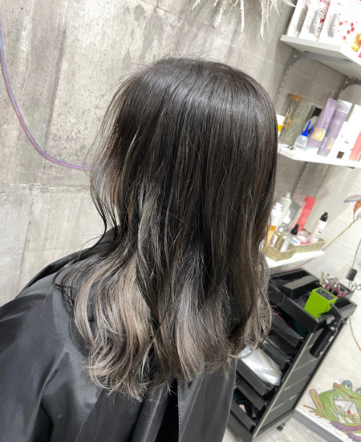 シルバーのインナーカラー