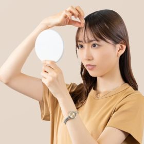 前髪が割れる原因と直し方を美容師が徹底解説！もう朝のセットで悩まない