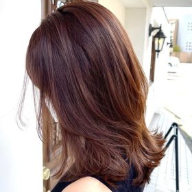 オレンジブラウンはどんな髪色？特徴から人気スタイルまで徹底解説