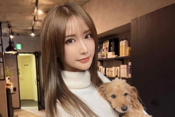 ライトブラウンはどんな髪色？ナチュラルな垢抜けカラーの魅力を徹底解説