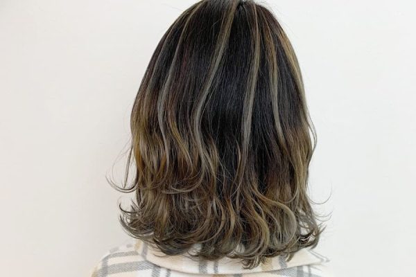 バレイヤージュとは？ハイライトとの違いから人気のスタイルまで徹底解説