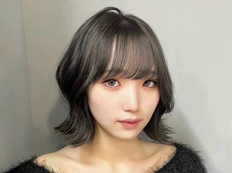 ダークグレーのヘアカラー