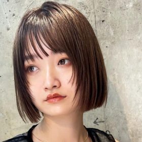 茶髪が決まっていてクールな印象の女性