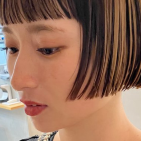 ローライトで始める失敗しないヘアカラー術！初心者必見の立体感とツヤを出す方法を徹底解説
