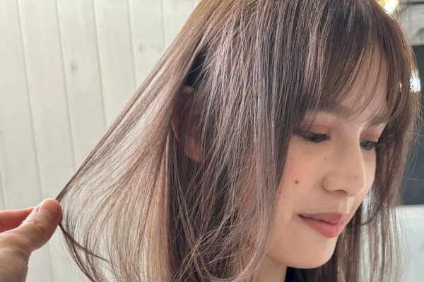 ラベンダーグレージュヘアカラー