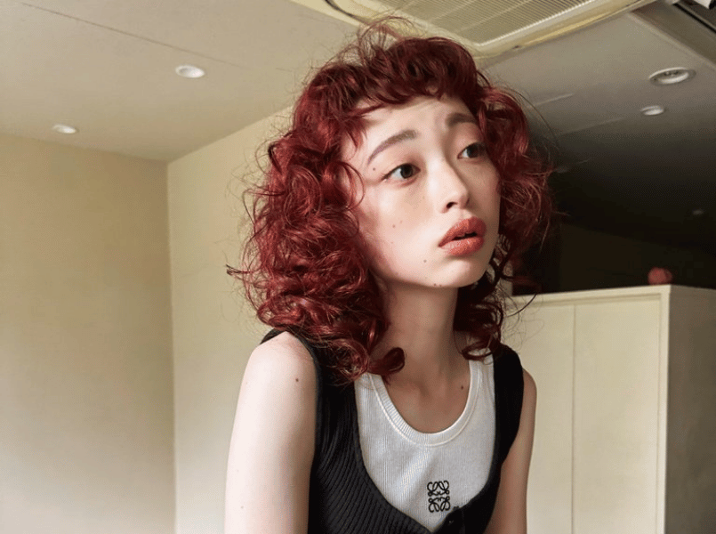 パーマ当日のシャンプーの注意点と綺麗なカールを保つ秘訣を徹底解説