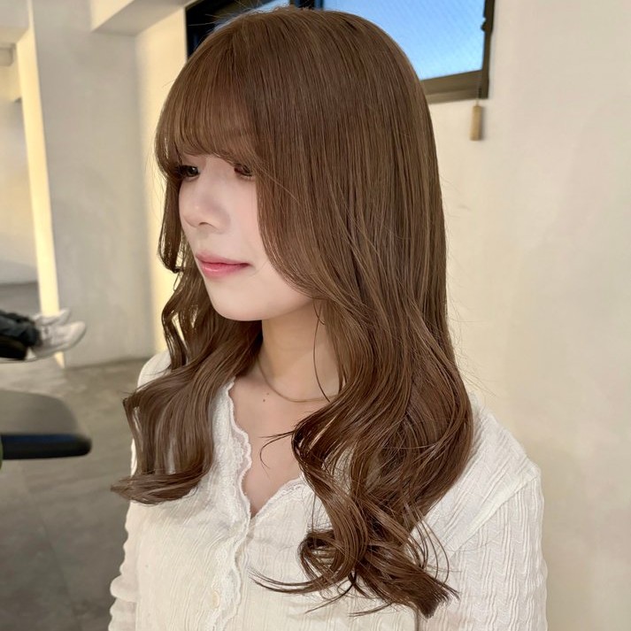 ベージュブラウンの髪色