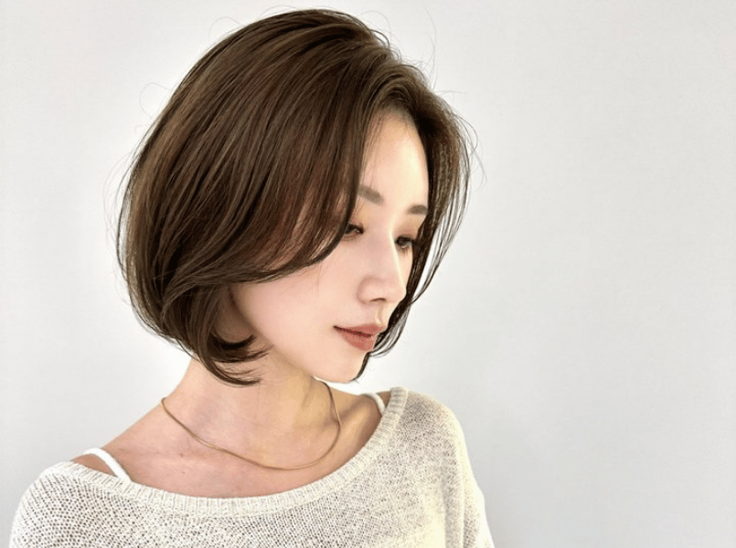 8トーンの髪色で垢抜け！大人女子に人気のヘアカラーと失敗しない選び方