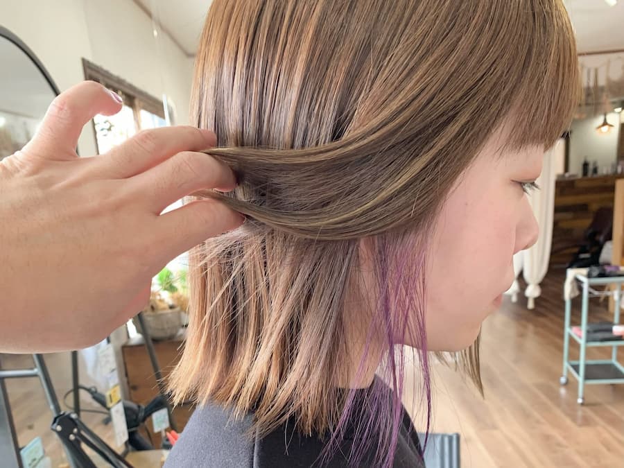 イヤリングカラー