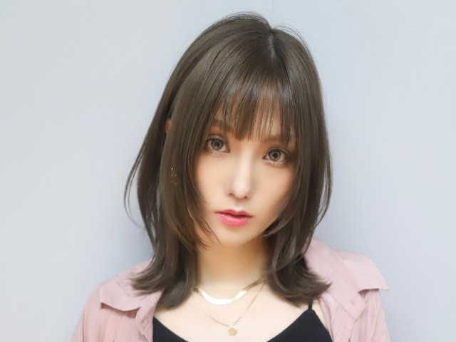 ミディアム × アッシュグレージュ