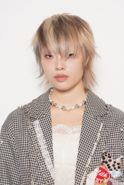 澤井 裕貴の作品