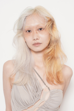 ニシムラ カナの作品