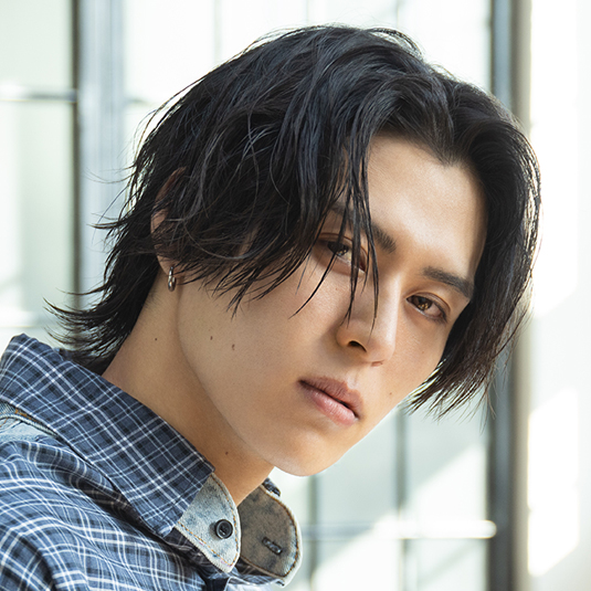 アンニュイミディアムヘア