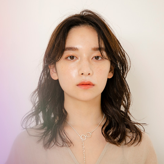 ランダムウェーブで魅せるいい女ミディアム