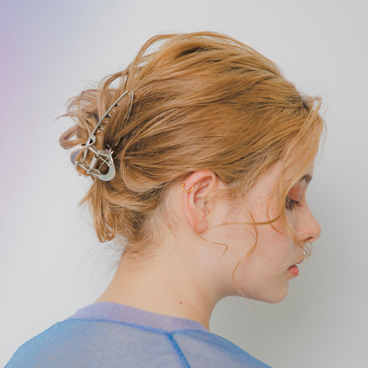 バンスクリップで簡単UPスタイル