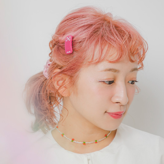 凝っているように見えちゃう魔法のひとつ結び