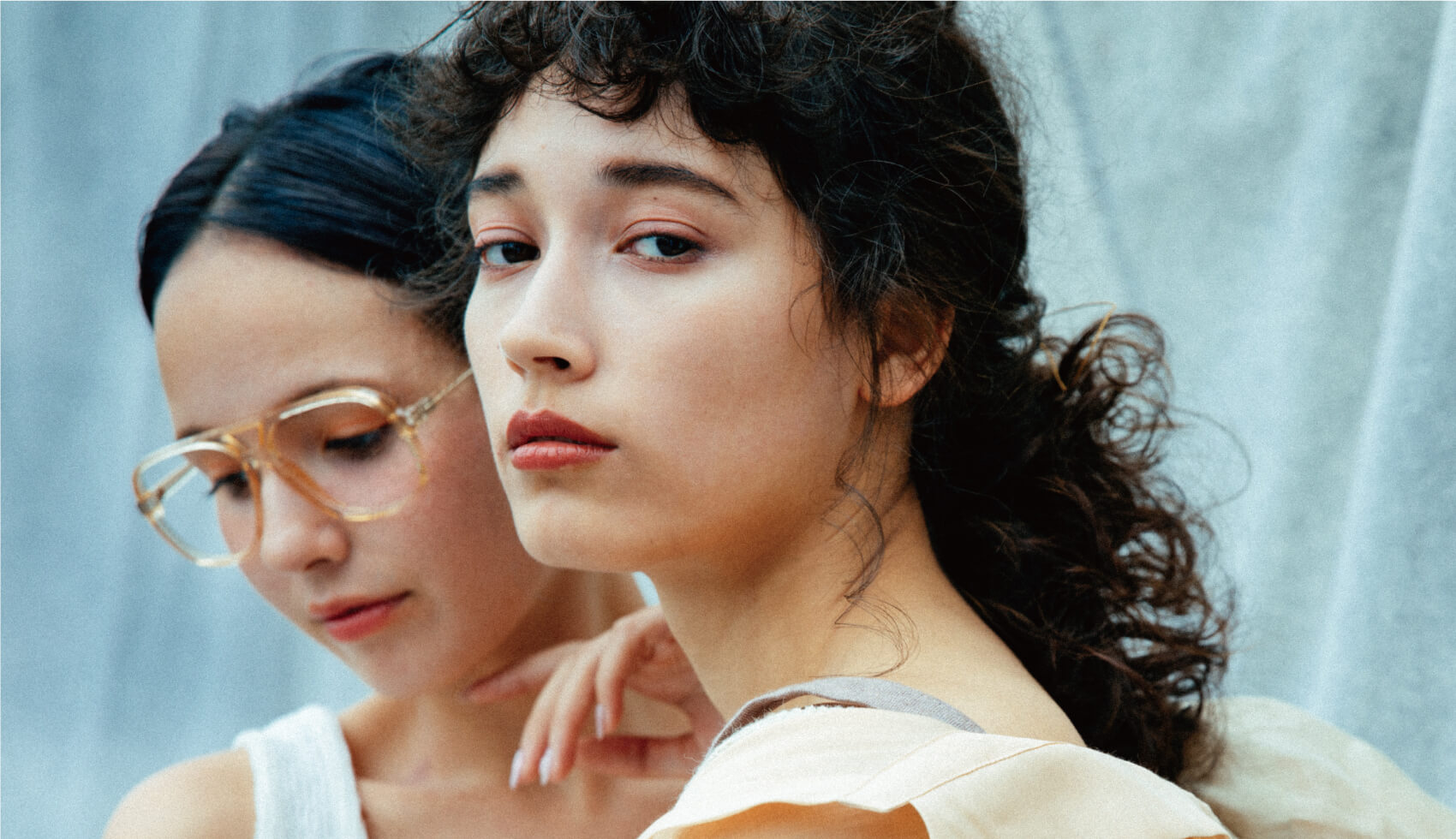 S/S 18 THROW COLOR JOURNAL